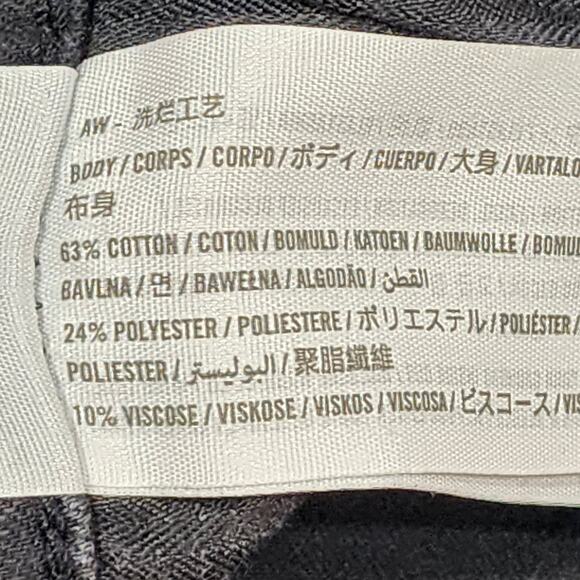 Abercrombie & Fitch Ultra High Rise Super Skinny Ankle 4 Long Black Distressed - Picture 9 of 12